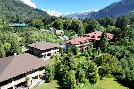 Banon Resorts, Manāli, India