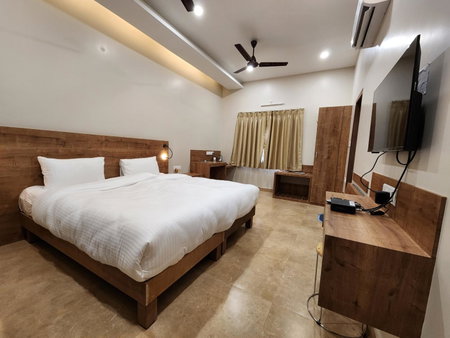 Hotel Gulmohar Grand, Jorhāt, India