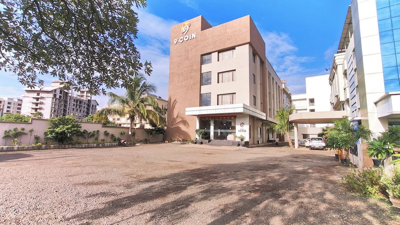 Hotel 9 Coin, Rahata, India