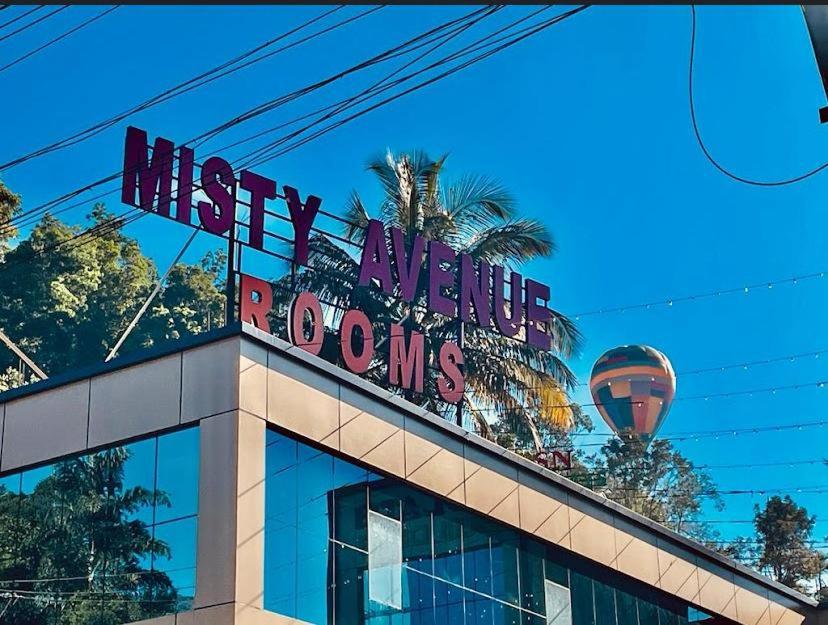Misty Avenue Premium Rooms, India