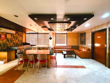 Hotel The Daanish Residency - Karol Bagh, New Delhi, India