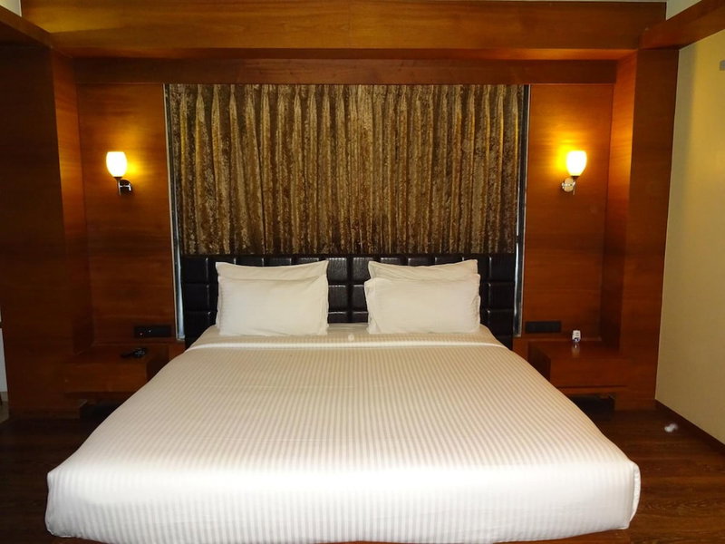 Hotel Cosmopolitan Ahmedabad, Ahmedabad, India