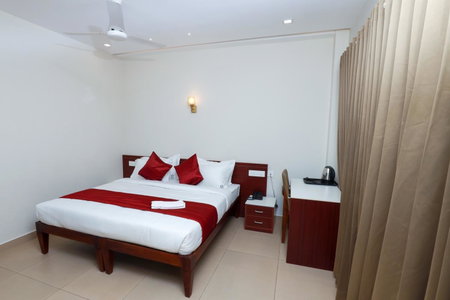 K Grandeur Hotels- South Railway Station, Cochin, India