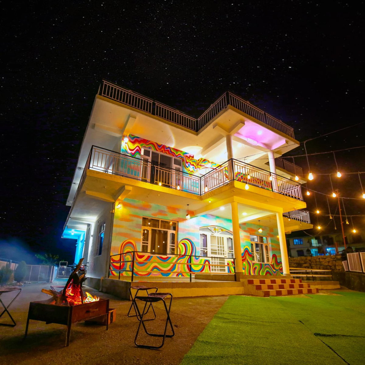 Hotel · The Bunksters Bir, Bīr