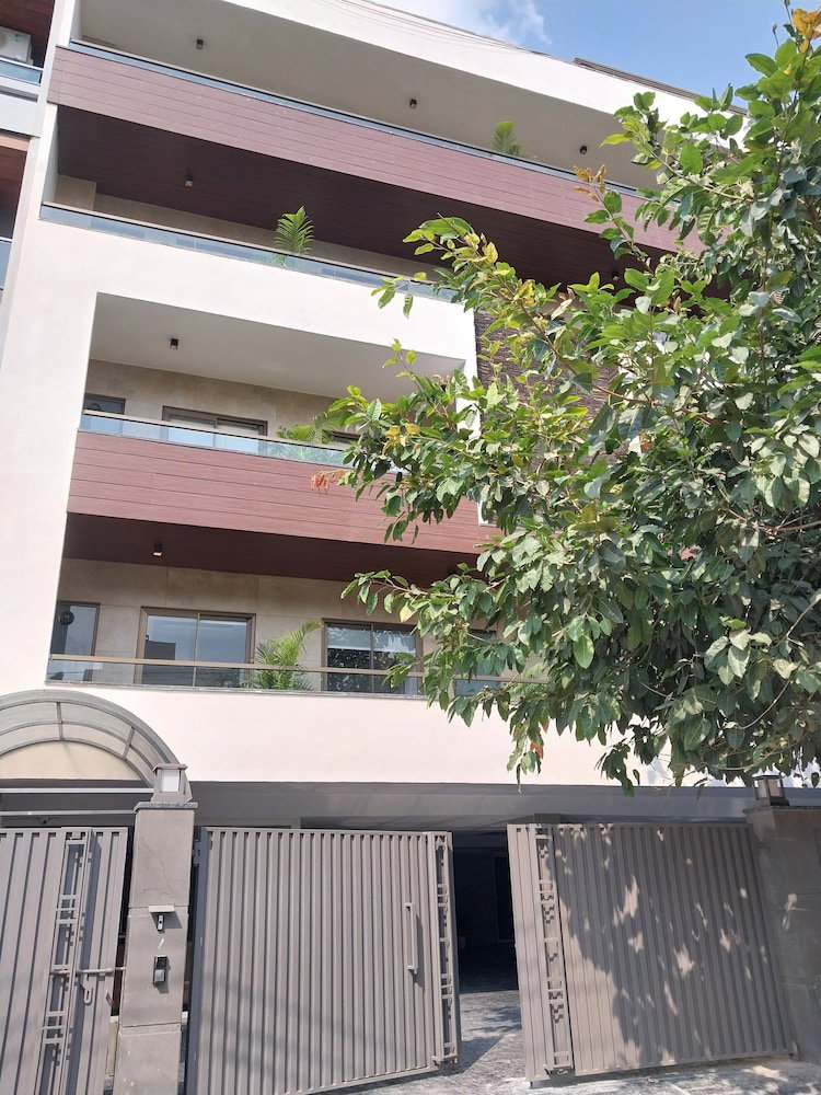ZEN Studios - DLF CyberCity Gurgaon, India