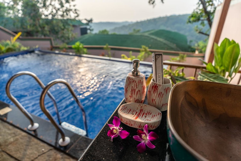 Simroseate, Agonda, India