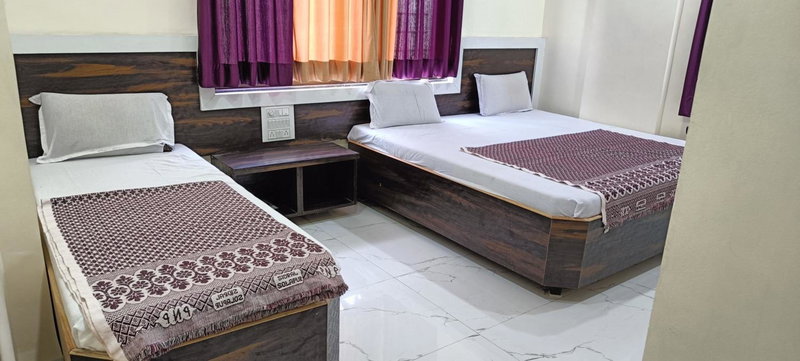 Hotel Sai viraj palace, Shirdi, India