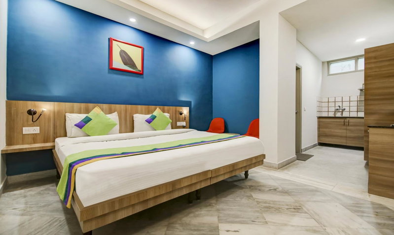 Treebo Mall View, DLF Phase II, Gurgaon, India
