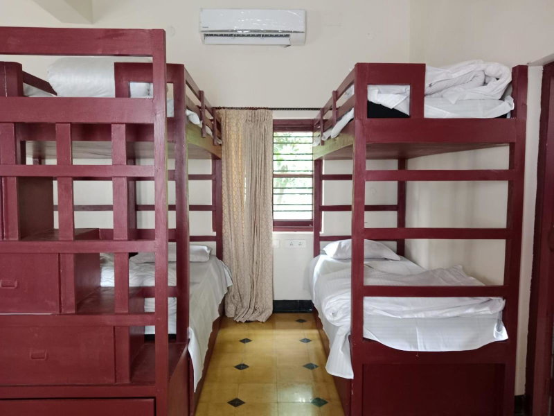 Lukochurri, Shānti Niketan, India