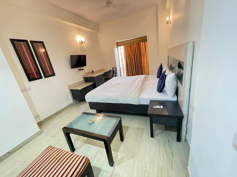 BedChambers Serviced Apartments, Sector 40, Gurgaon, India