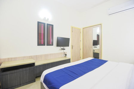 BedChambers Serviced Apartments, Sector 40, Gurgaon, India