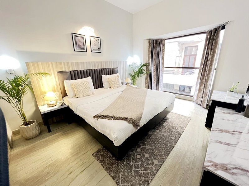 BedChambers Serviced Apartments, Sector 40, Gurgaon, India