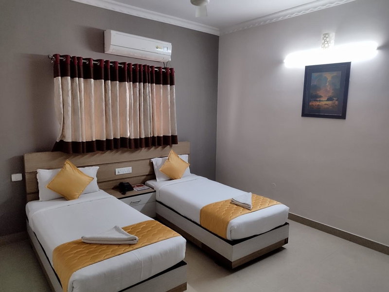 Hotel Luxor Park, Hyderabad, India