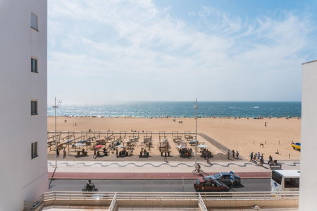 Marisol Mar, Nazaré, Portugal