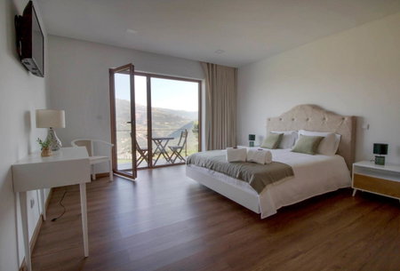 Vila Douro Guesthouse, Mesão Frio, Portugal