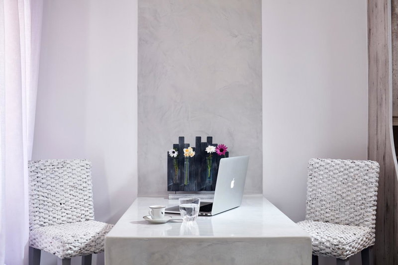 Orabel Suites Santorini (Adults Only), Perivolos, Greece