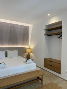 Orabel Suites Santorini (Adults Only), Perivolos, Greece