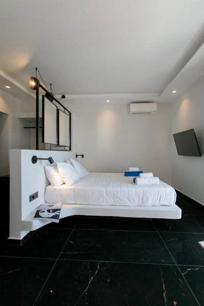 Iphimedeia Luxury Hotel & Suites, Naxos Chora, Greece