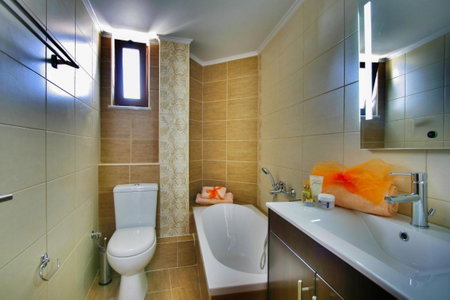 Esthisis Suites Chania, Plataniás, Greece