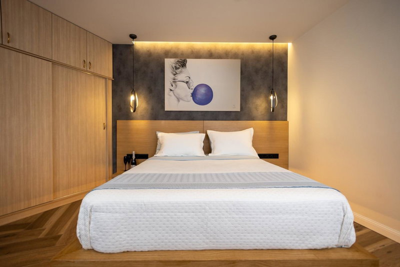 Triple A - Prime Location - Between Monastiraki & Syntagma Square-FREE Parking!, Athens, Greece