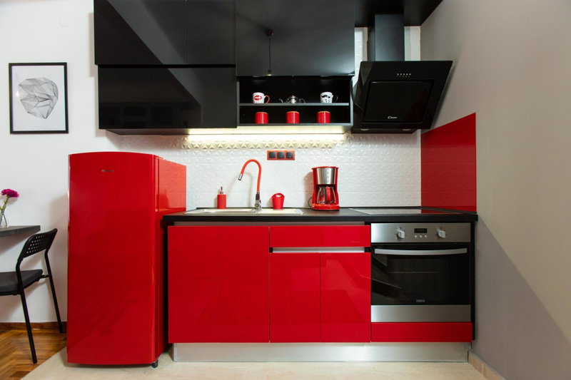 Downtown Luxury Boutique Suites : the red suite, Thessaloniki, Greece