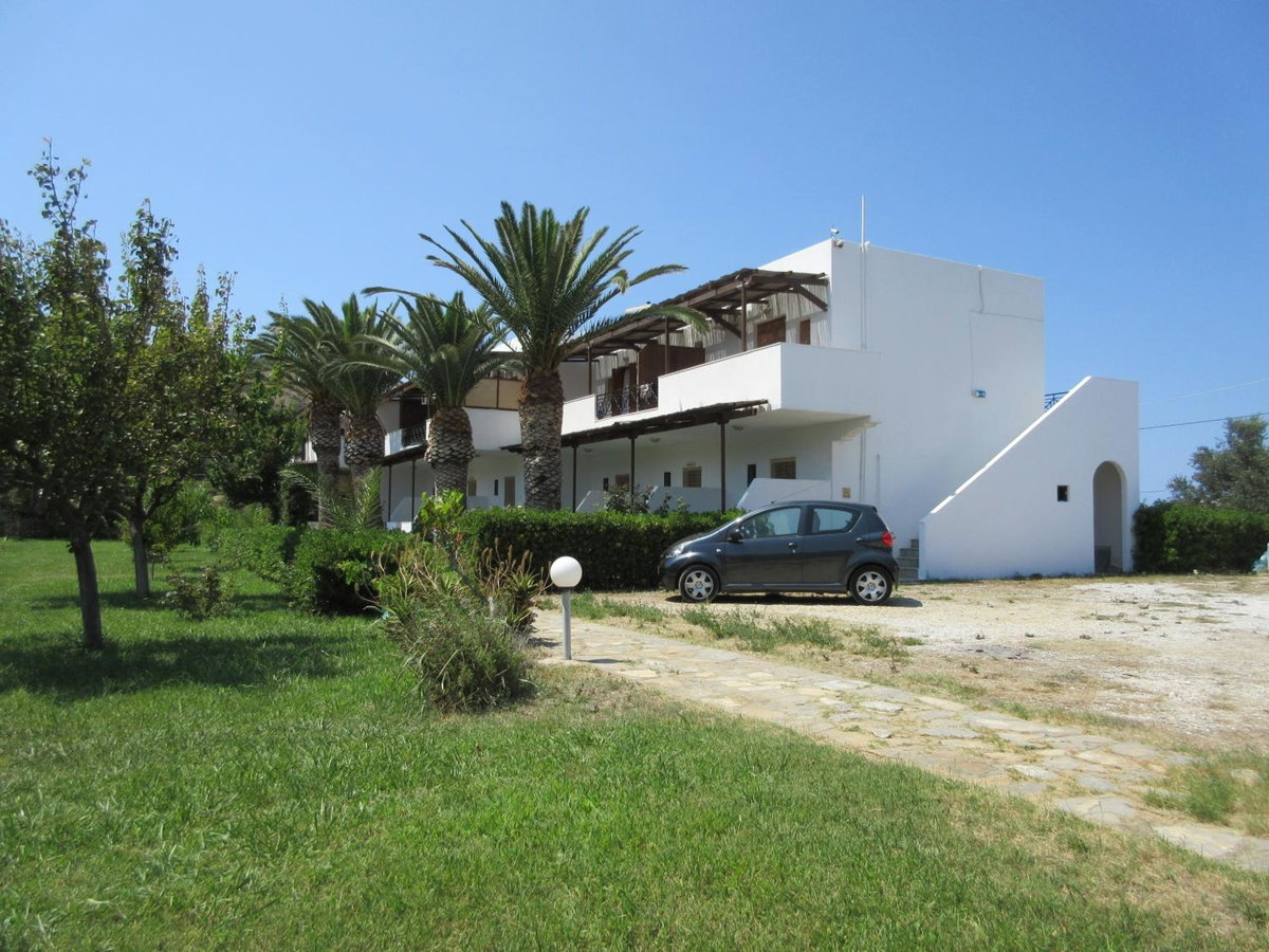 Hotel · Meroi Studios, Skiros