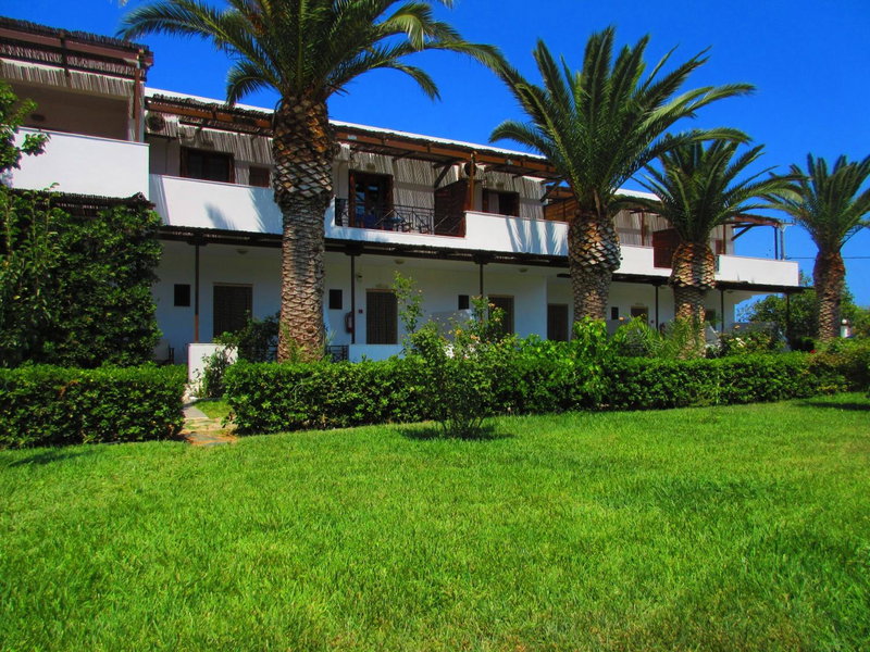 Meroi Studios, Skiros, Greece