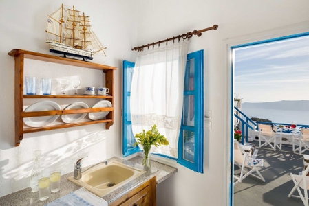 Annio Flats, Santorini, Greece