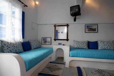 Annio Flats, Santorini, Greece