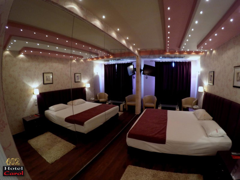 Carol Hotel, Piraeus, Greece