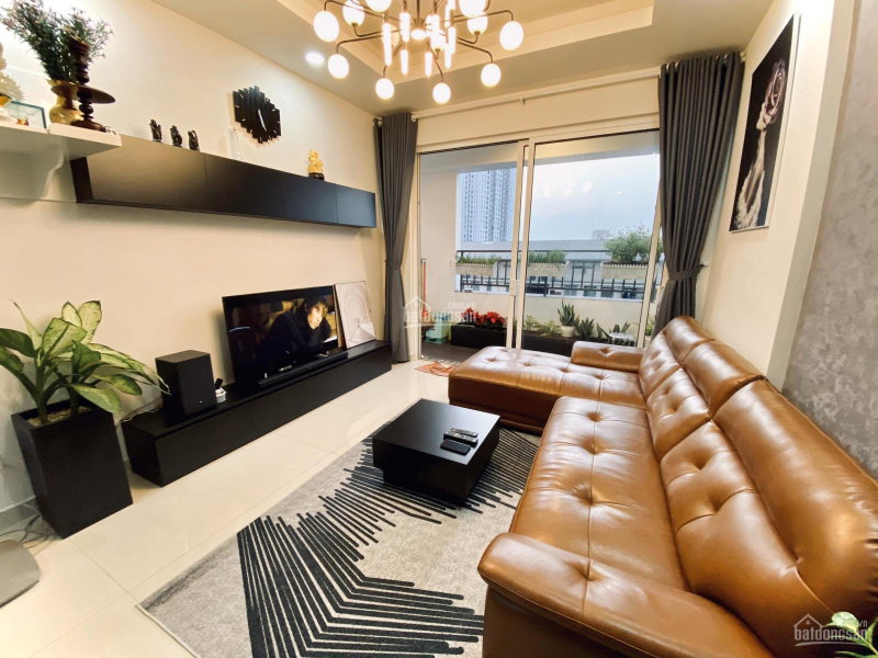 Apartment for rent in Ho Chi Minh City, Vietnam · Terra Royal · 1 room, 1 bath