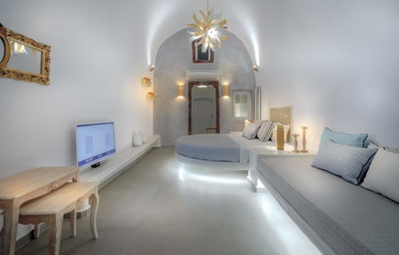 Secret Legend Suites, Oia, Greece