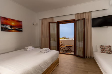 Anamnesis City Spa, Fira, Greece