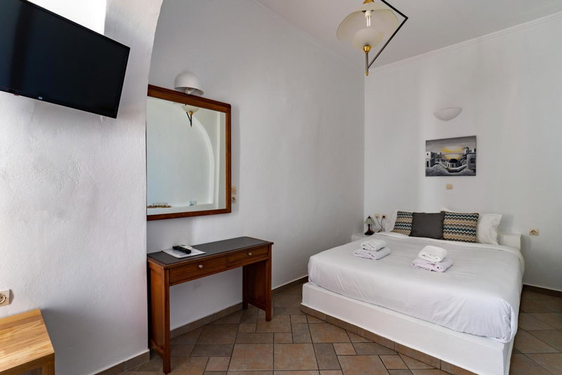 Anamnesis City Spa, Fira, Greece