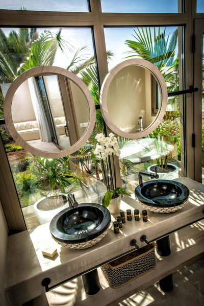 Drossia Palms Hotel and Nisos Beach Suites, Malia, Greece