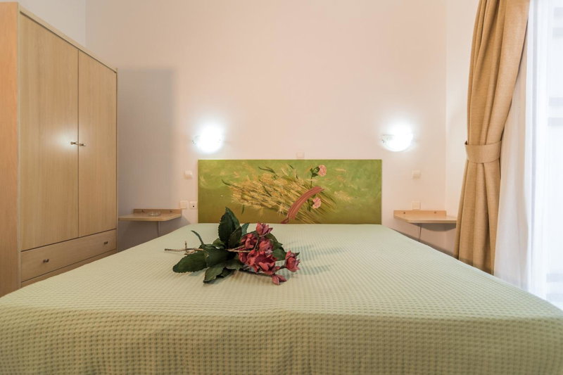 Manto Studios, Palaiochóra, Greece