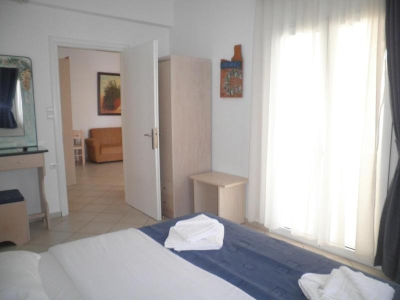 Manto Studios, Palaiochóra, Greece
