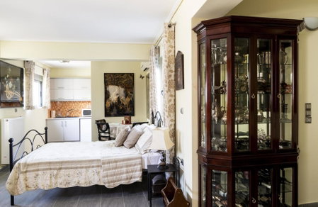 Villa d'Irene-near athens airport , 200 meters from the beach davis, Artemida, Greece
