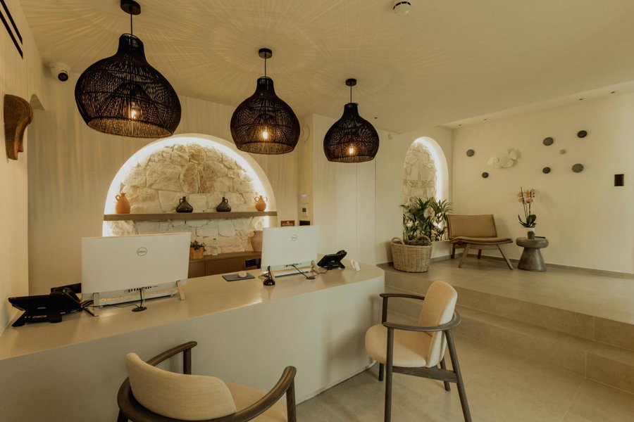 Opal Paros, Naousa, Greece