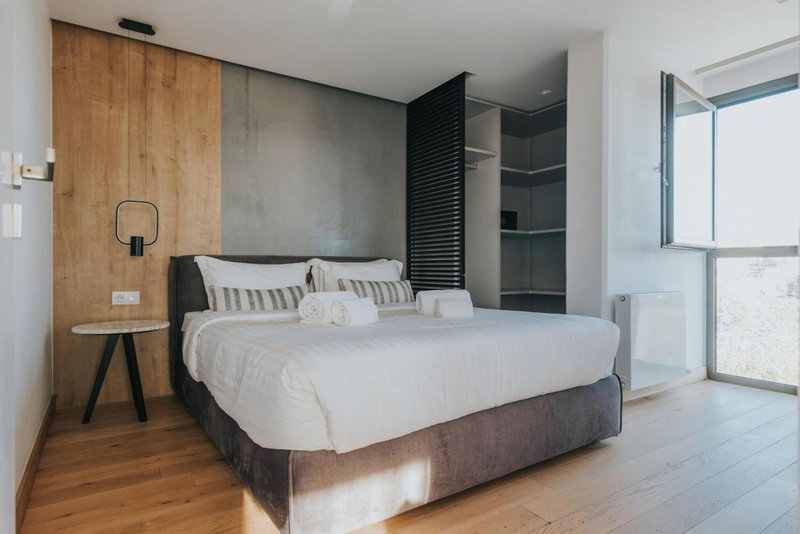 Earth Boutique Apartments next to Stavros Niarchos, Athens, Greece