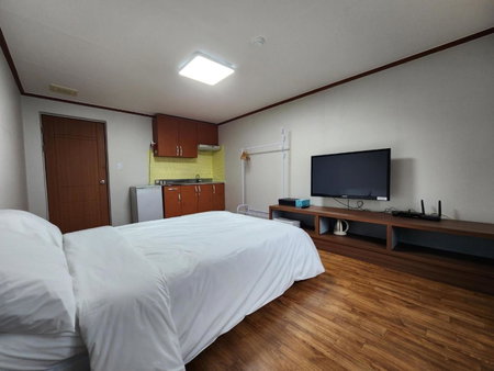 Sorak Y Hostel, Sokcho, South Korea