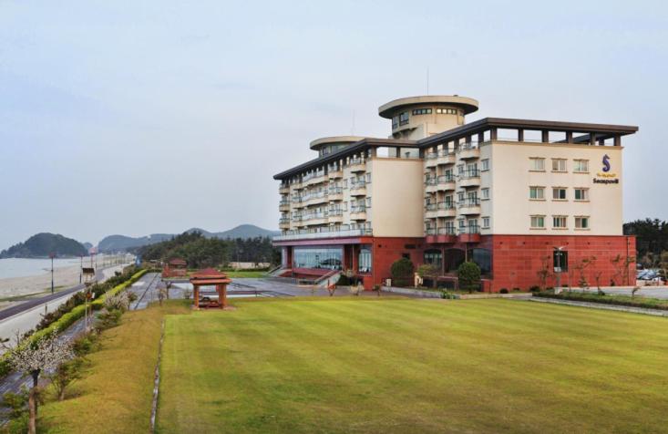 Seaspovill Resort, South Korea