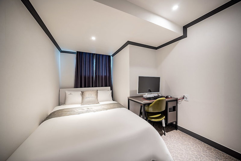 PATIO Hotel & Monster Village, Osan, South Korea