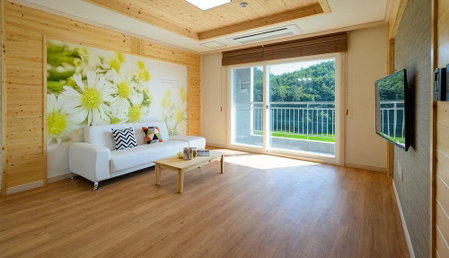 Yeosu Sora Noeul Pension, Yeosu, South Korea