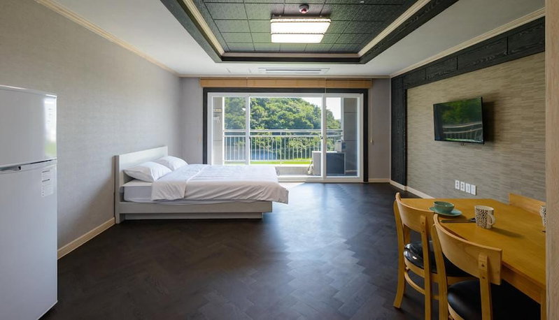 Yeosu Sora Noeul Pension, Yeosu, South Korea