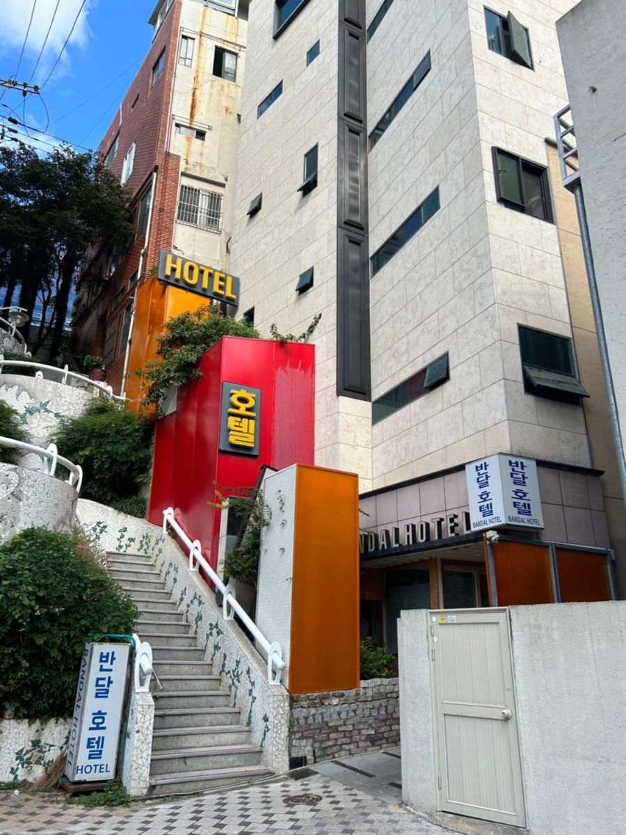 Bandal Hotel, South Korea