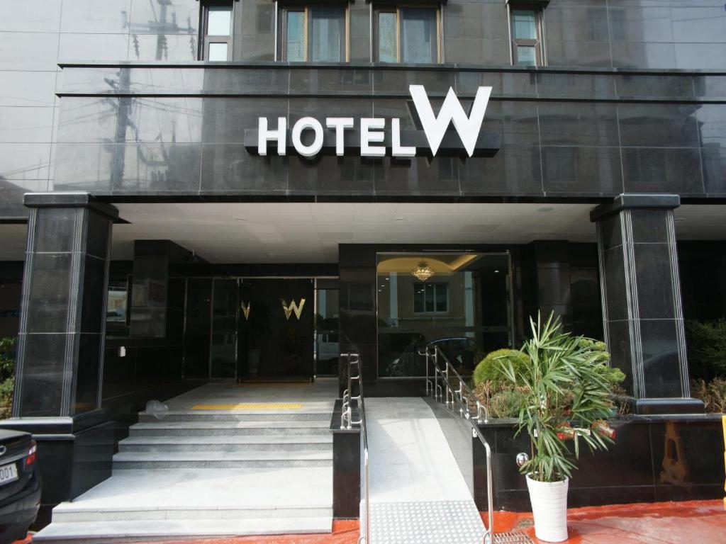 Hotel W Shinjeju, South Korea