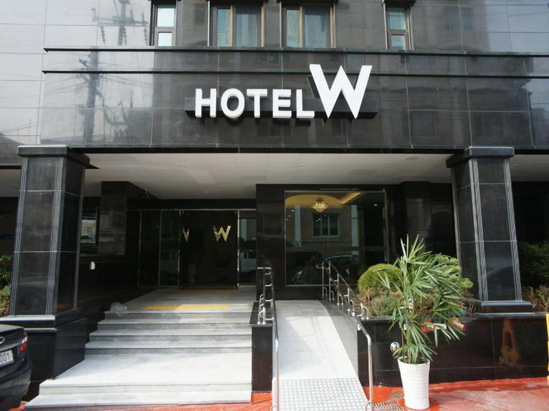 Hotel W Shinjeju, Jeju, South Korea