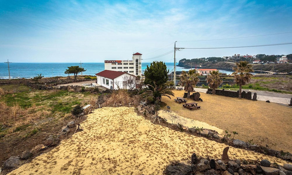 Hotel · Jeju Greenheart Pension, Jeju City