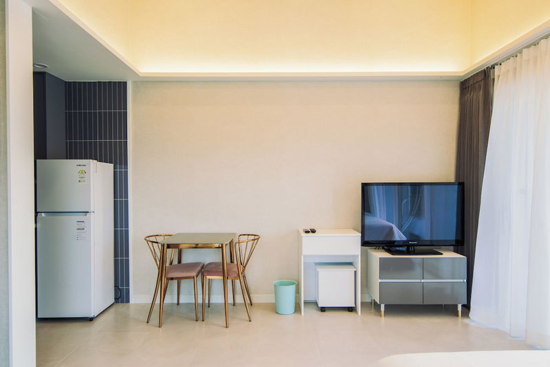 Unicorn Pension, Seogwipo, South Korea